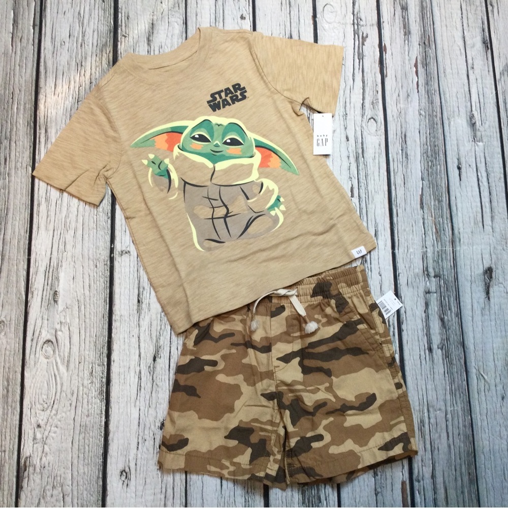 Gap Boys 18-24 M 2T 4T 5T Baby Yoda Star Wars Shorts Outfit. NWT - Picture 1 of 4